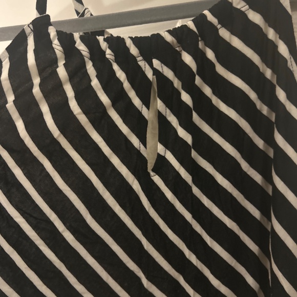 Tank - Picture 2 of 3